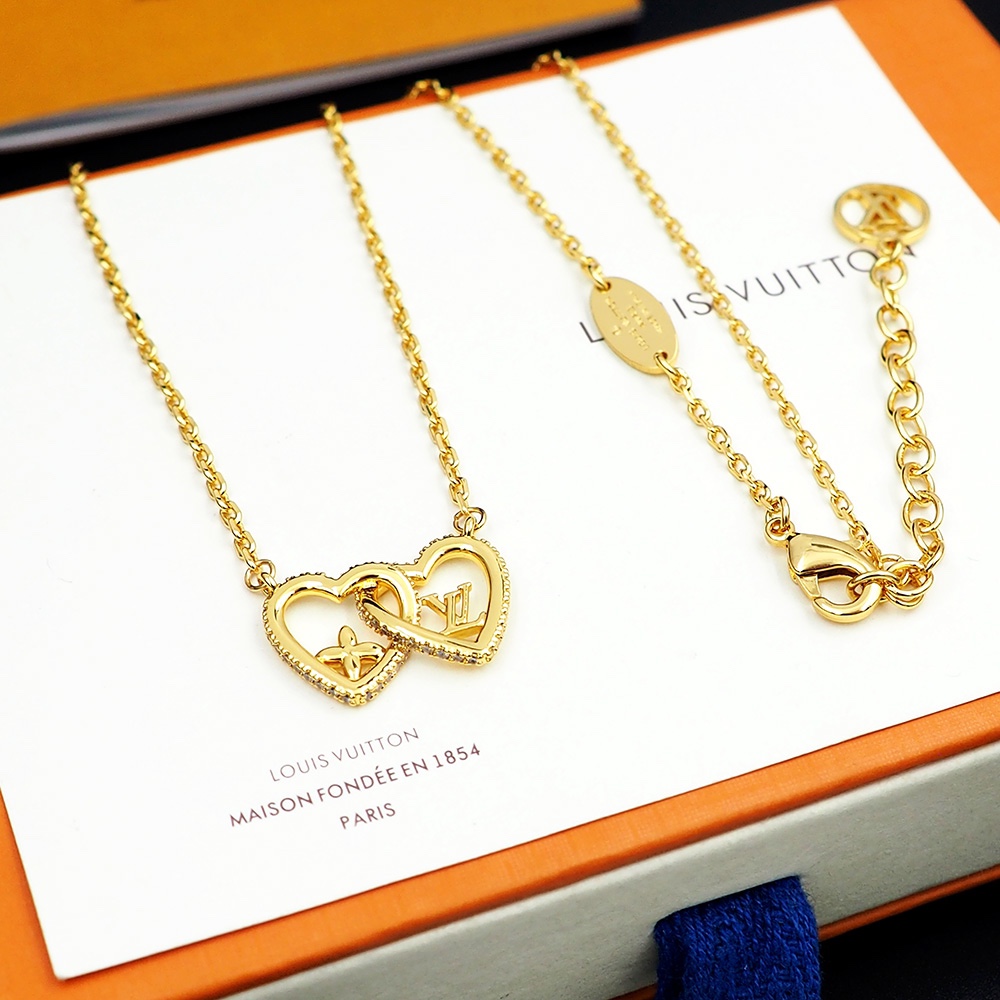 Louis Vuitton My LV Love Necklace - DesignerGu