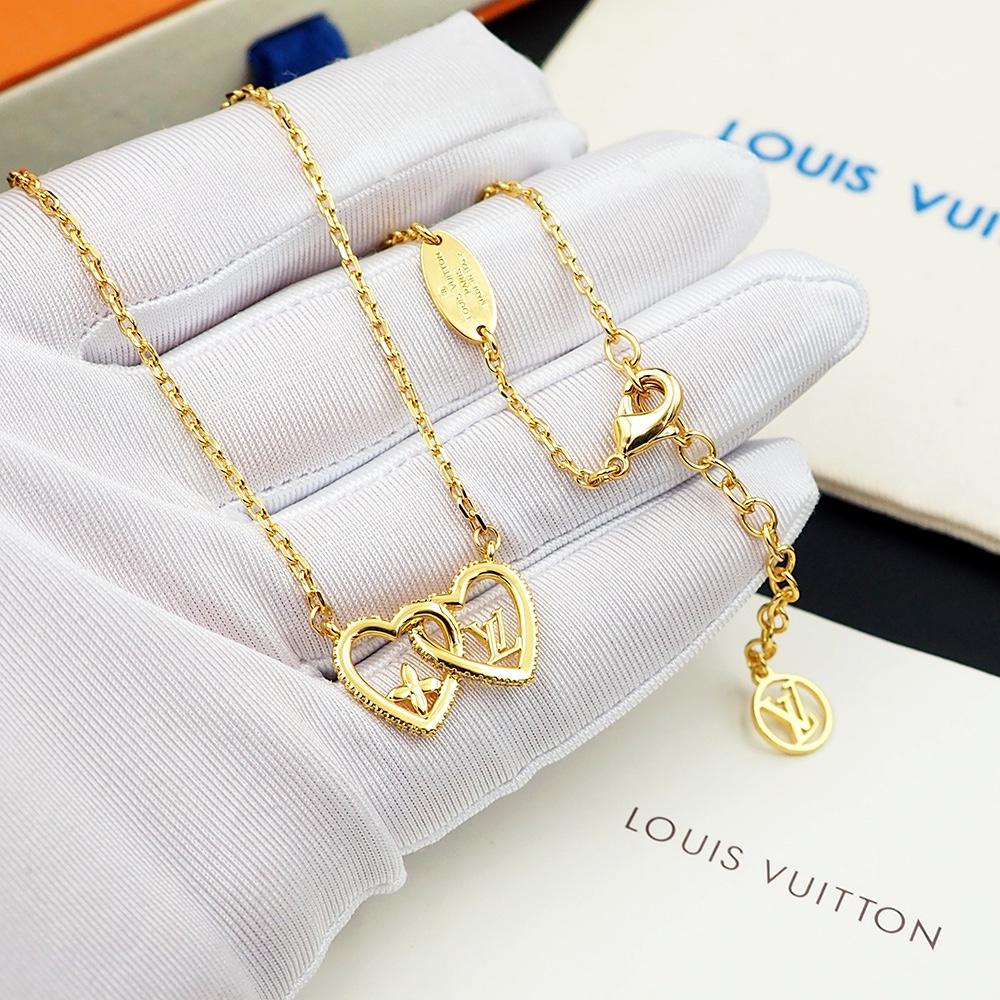 Louis Vuitton My LV Love Necklace - DesignerGu