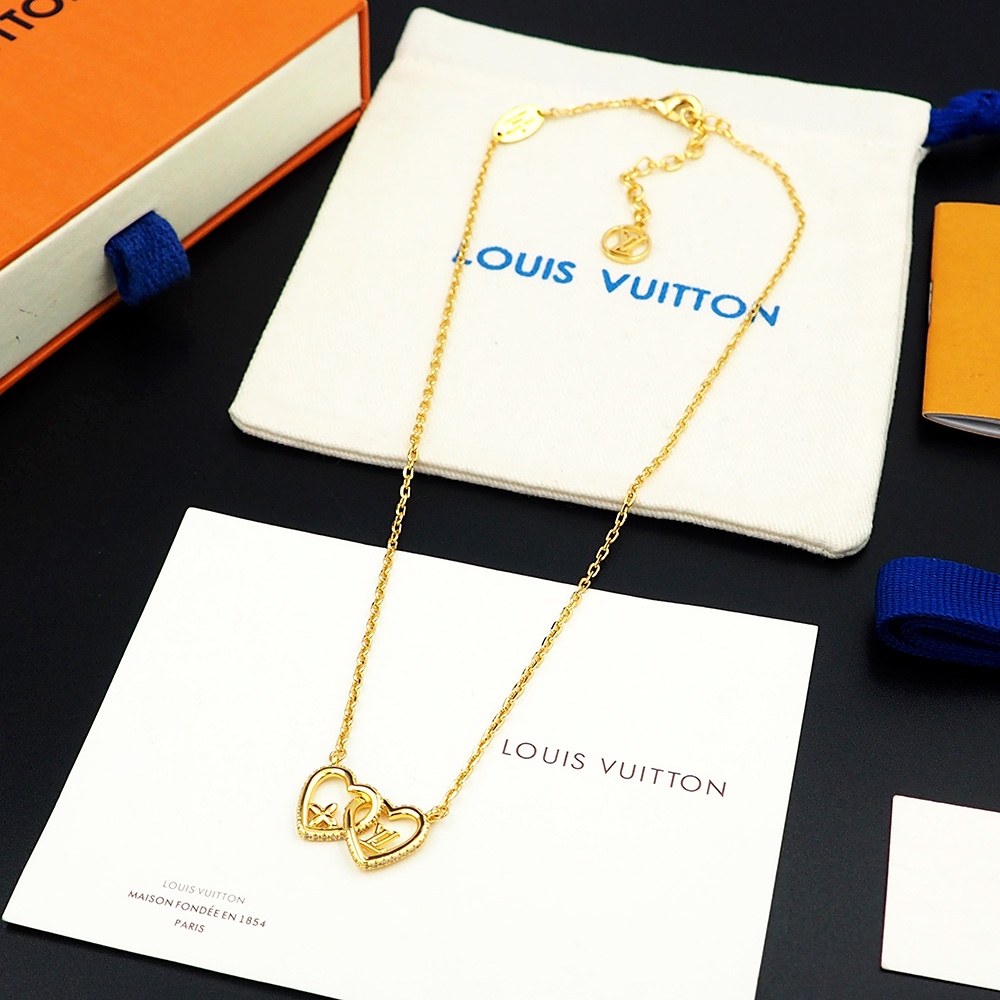 Louis Vuitton My LV Love Necklace - DesignerGu