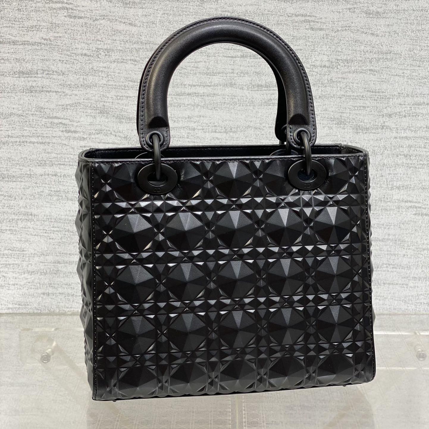 Dior Lady Dior Bag  24cm - DesignerGu