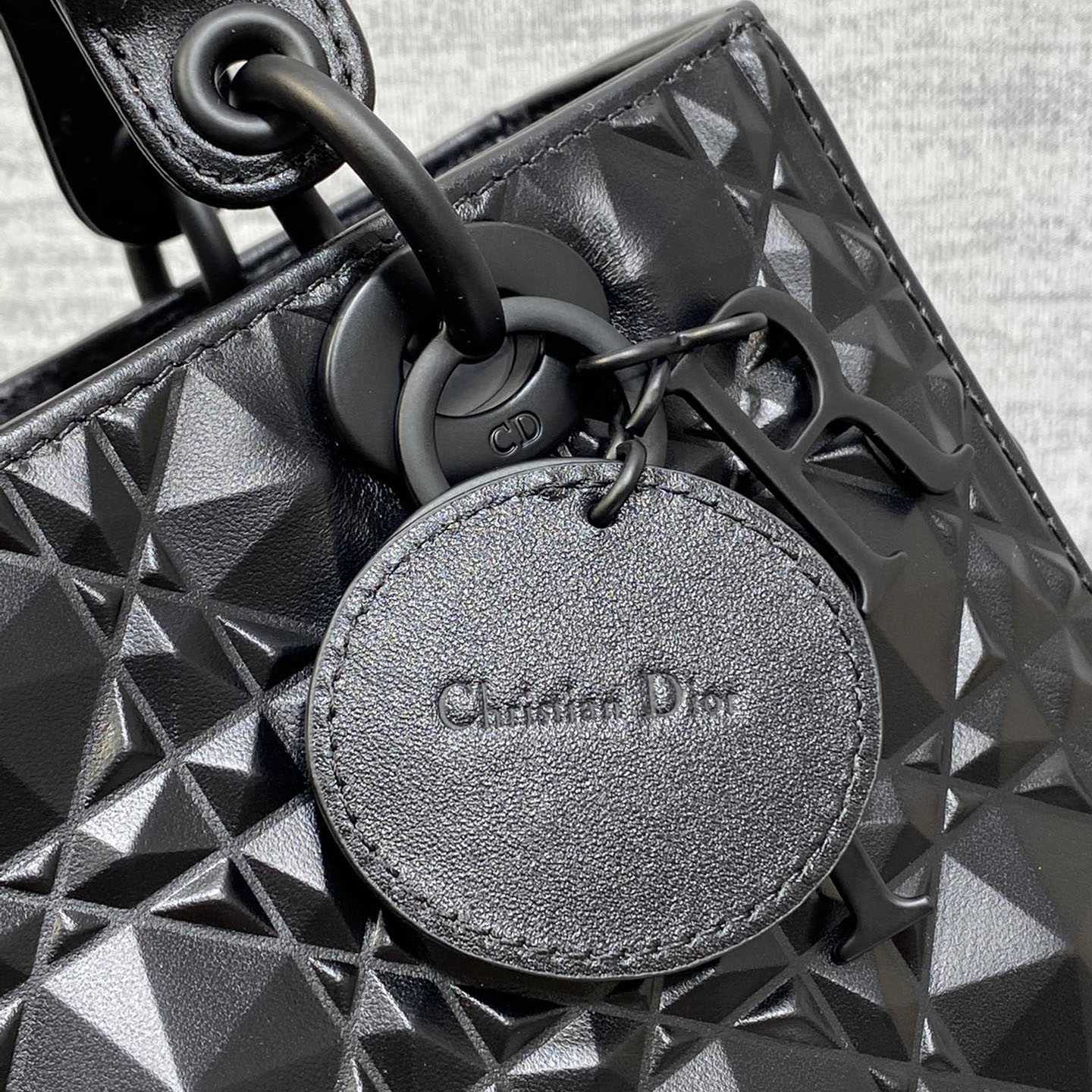 Dior Lady Dior Bag  24cm - DesignerGu