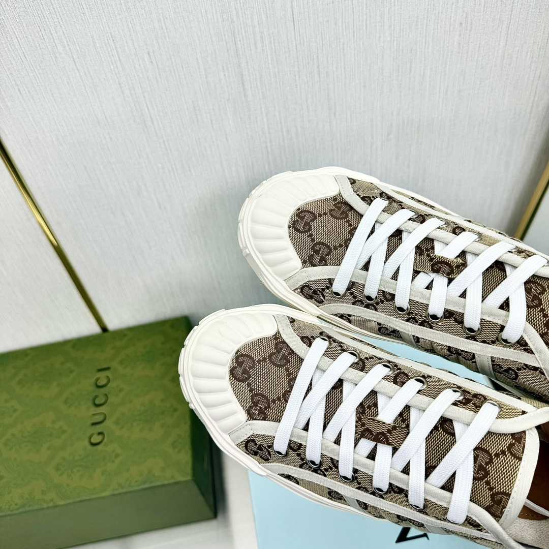 Gucci GG Sneaker - DesignerGu