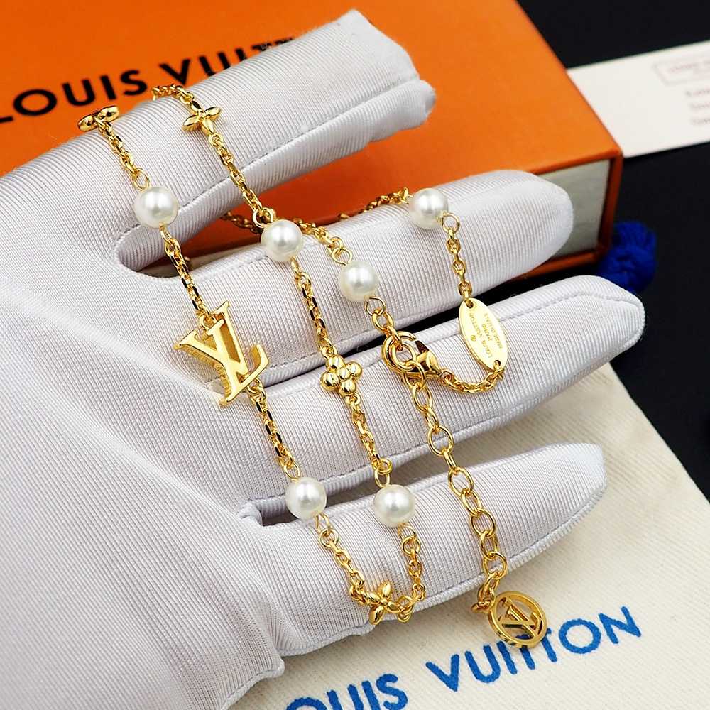 Louis Vuitton Louisa Necklace   M01610 - DesignerGu