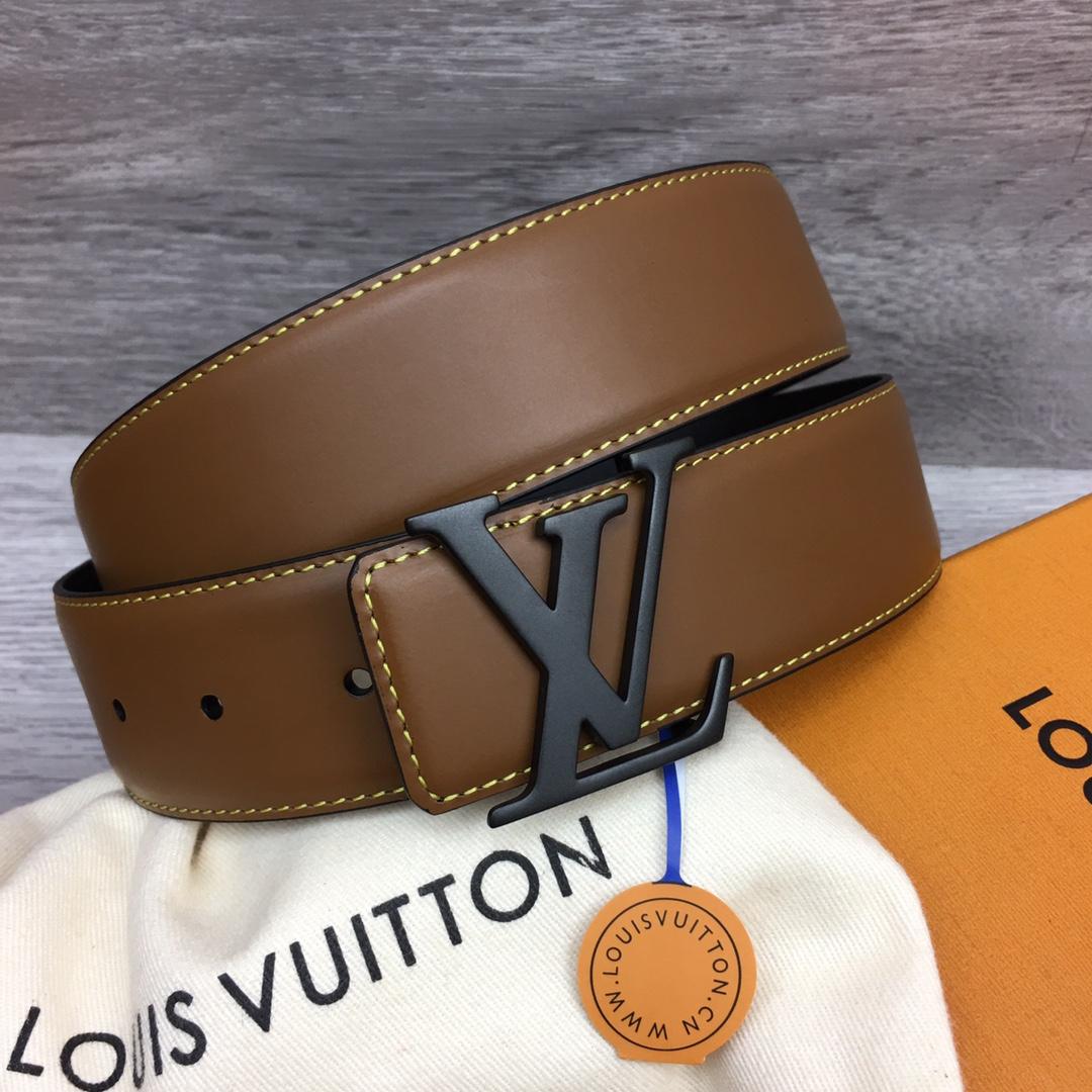 Louis Vuitton 40mm Reversible Belt    - DesignerGu