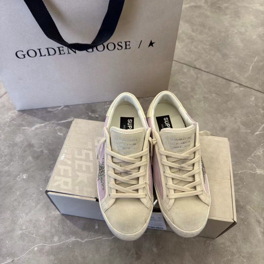 Golden Goose Sneakers - DesignerGu