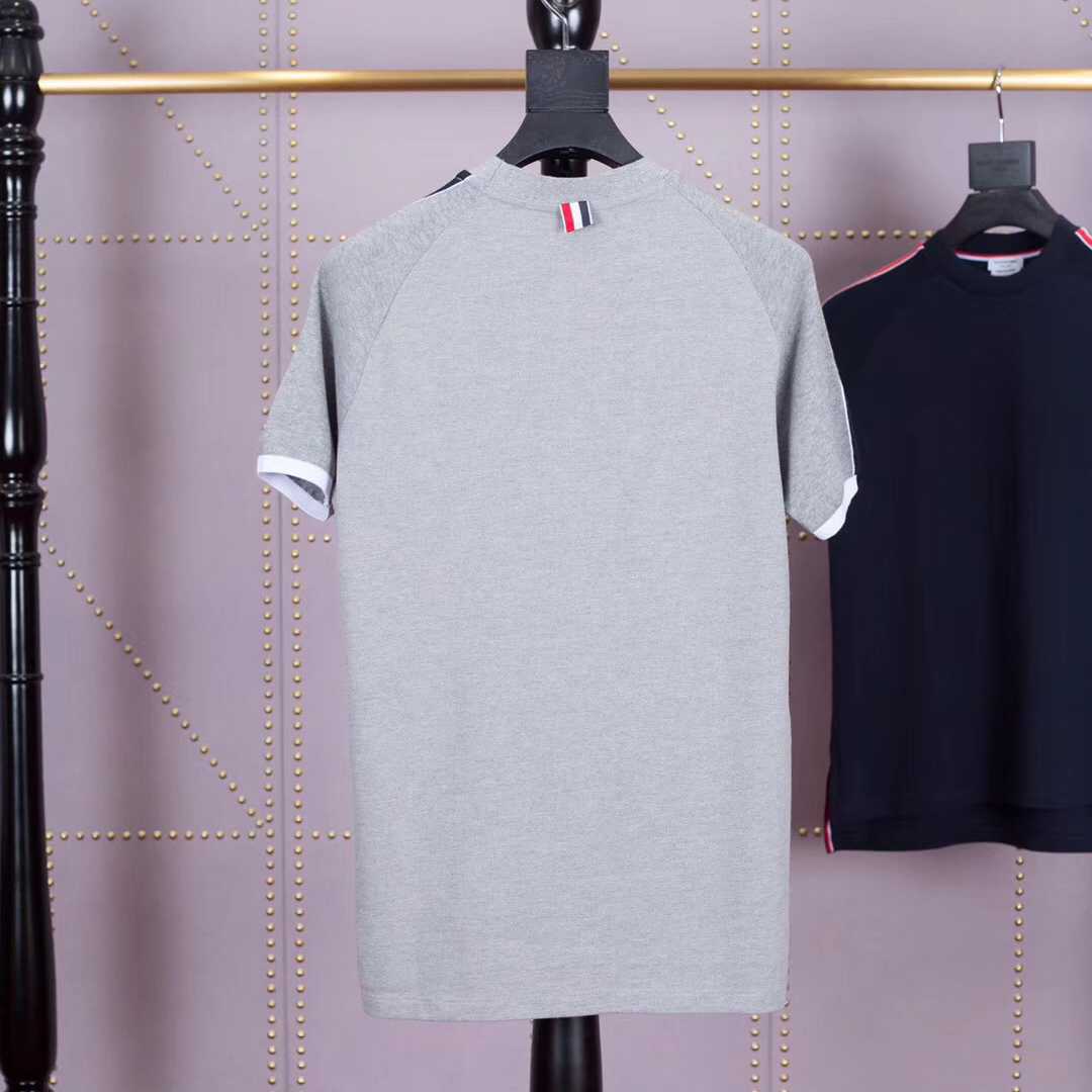 Thom Browne Jersey Short Sleeve Dragon Hector Tee   1778 - DesignerGu