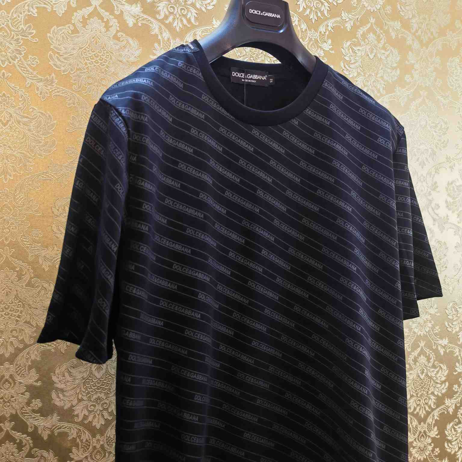 Dolce & Gabbana Short-sleeved T-shirt - DesignerGu