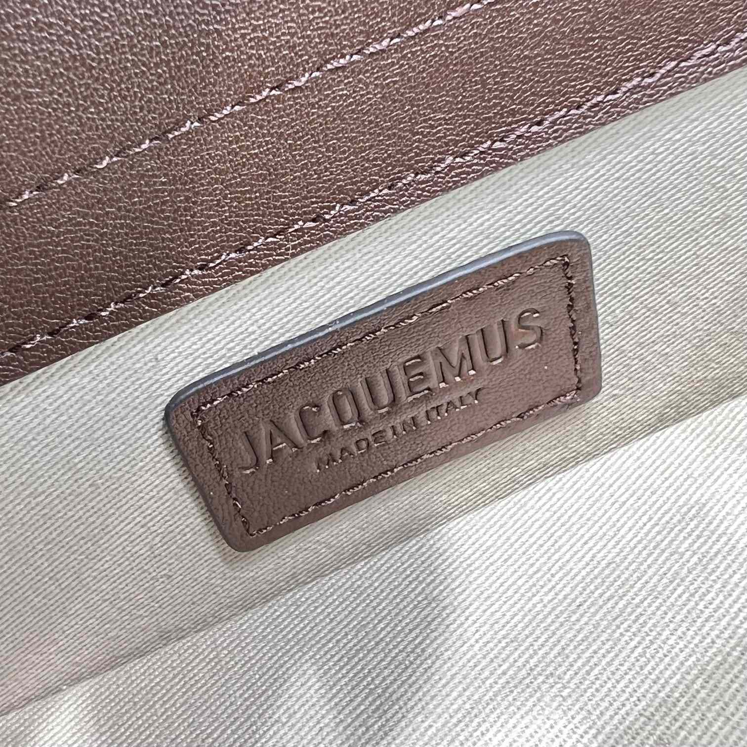 Jacquemus Le Bambino Small Flap Bag - DesignerGu