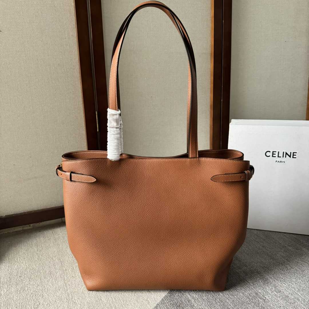 Celine Medium Cabas Anais Cuir Triomphe In Grained Calfskin - DesignerGu