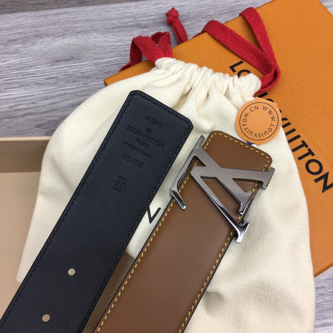 Louis Vuitton 40mm Reversible Belt    - DesignerGu