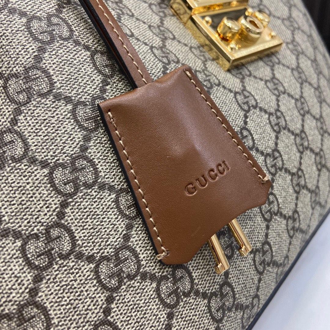 Gucci Padlock GG Medium Shoulder Bag - DesignerGu