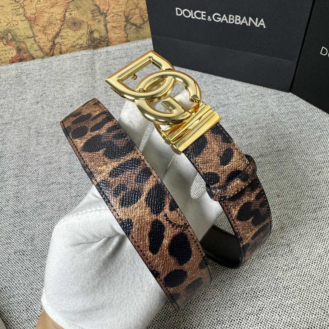 Dolce & Gabbana KiM Dolce & Gabbana Leopard-print Glossy Calfskin Belt With DG Logo - DesignerGu