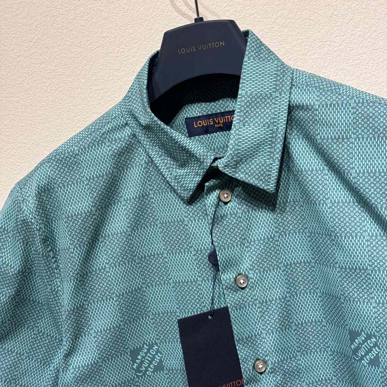 Louis Vuitton Printed Short-Sleeved Cotton Shirt   1AFQY0 - DesignerGu