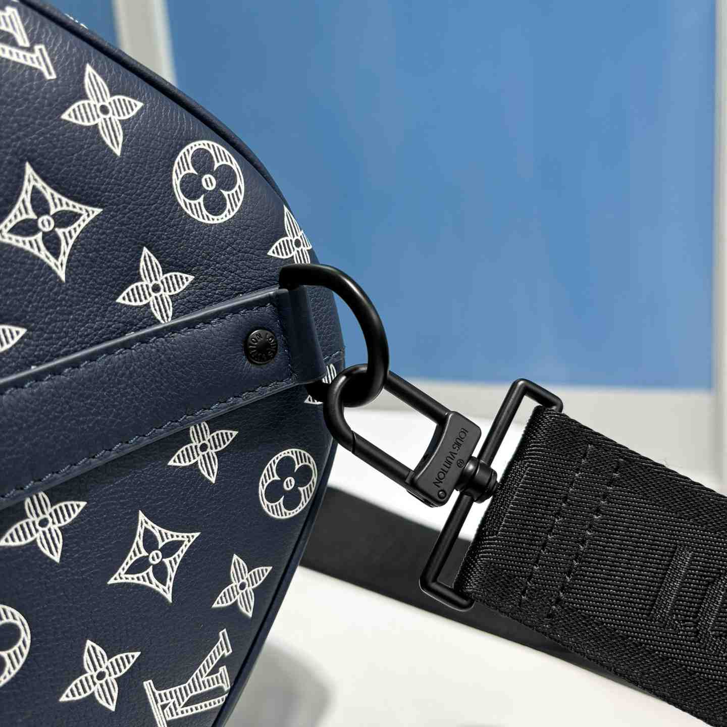 Louis Vuitton Keepall Bandoulière 50   M24953 - DesignerGu