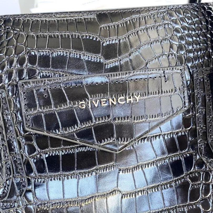 Givenchy Antigona Bag In Crocodile Effect Leather (45x9x35cm) - DesignerGu