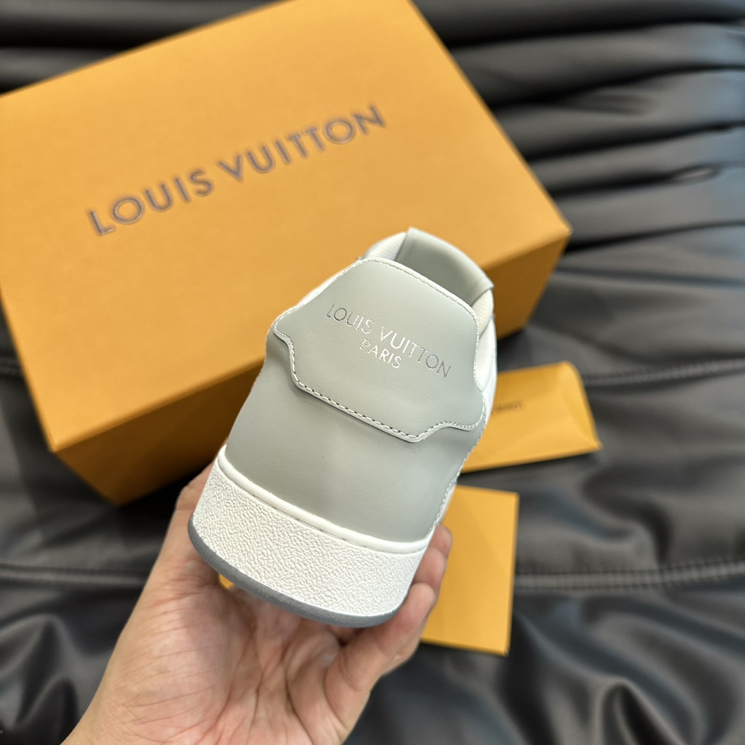 Louis Vuitton Rivoli Sneaker  1ACVHU - DesignerGu