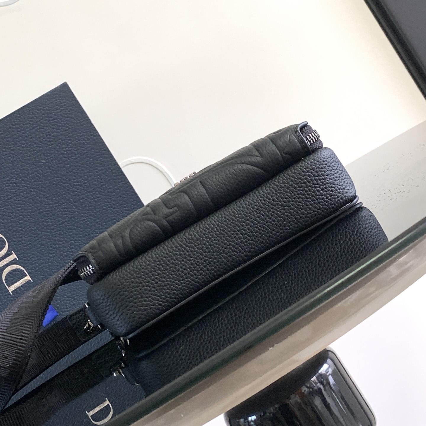 Dior Zipped Pouch With Strap - DesignerGu