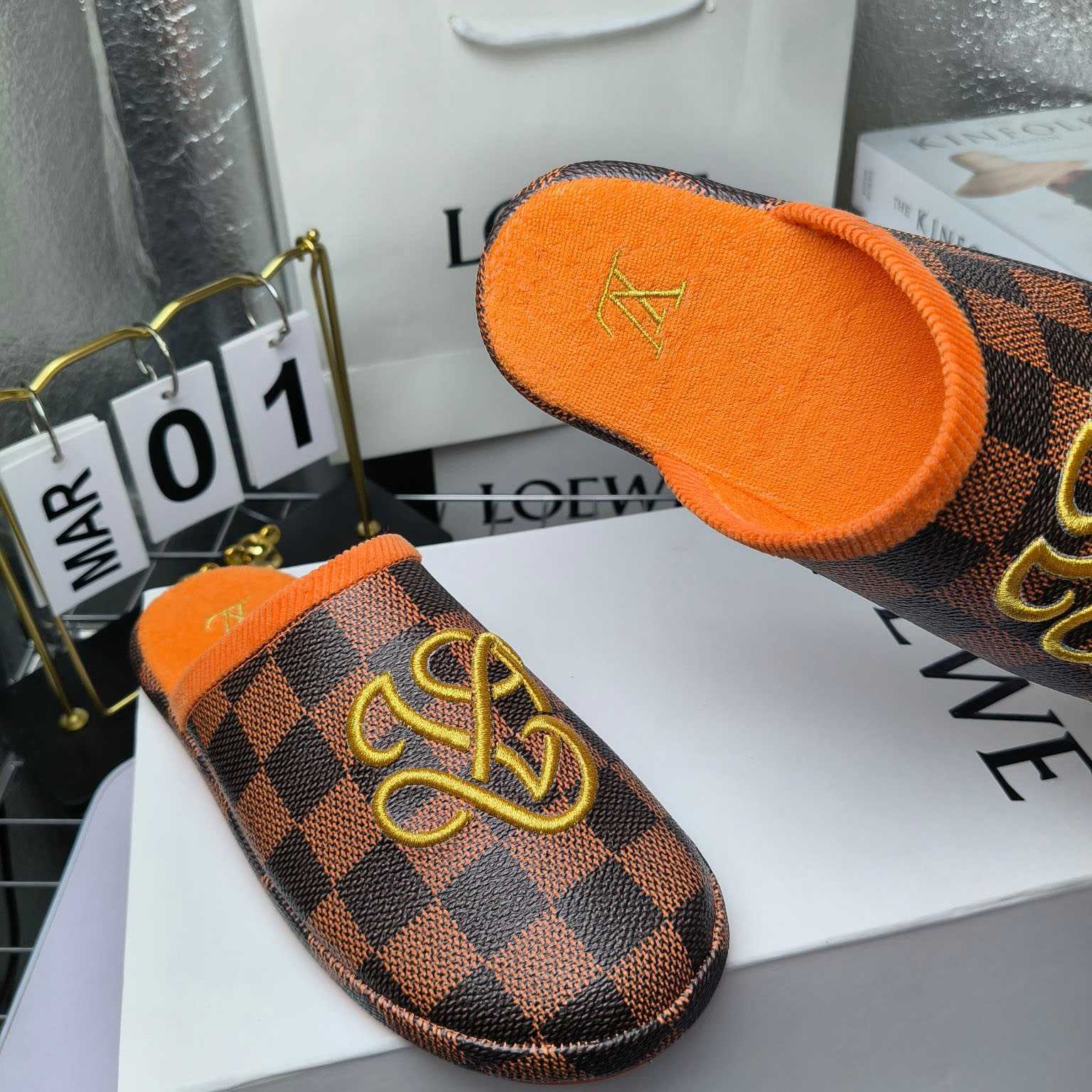 Louis Vuitton LV Palace Slipper   1ACNJB - DesignerGu