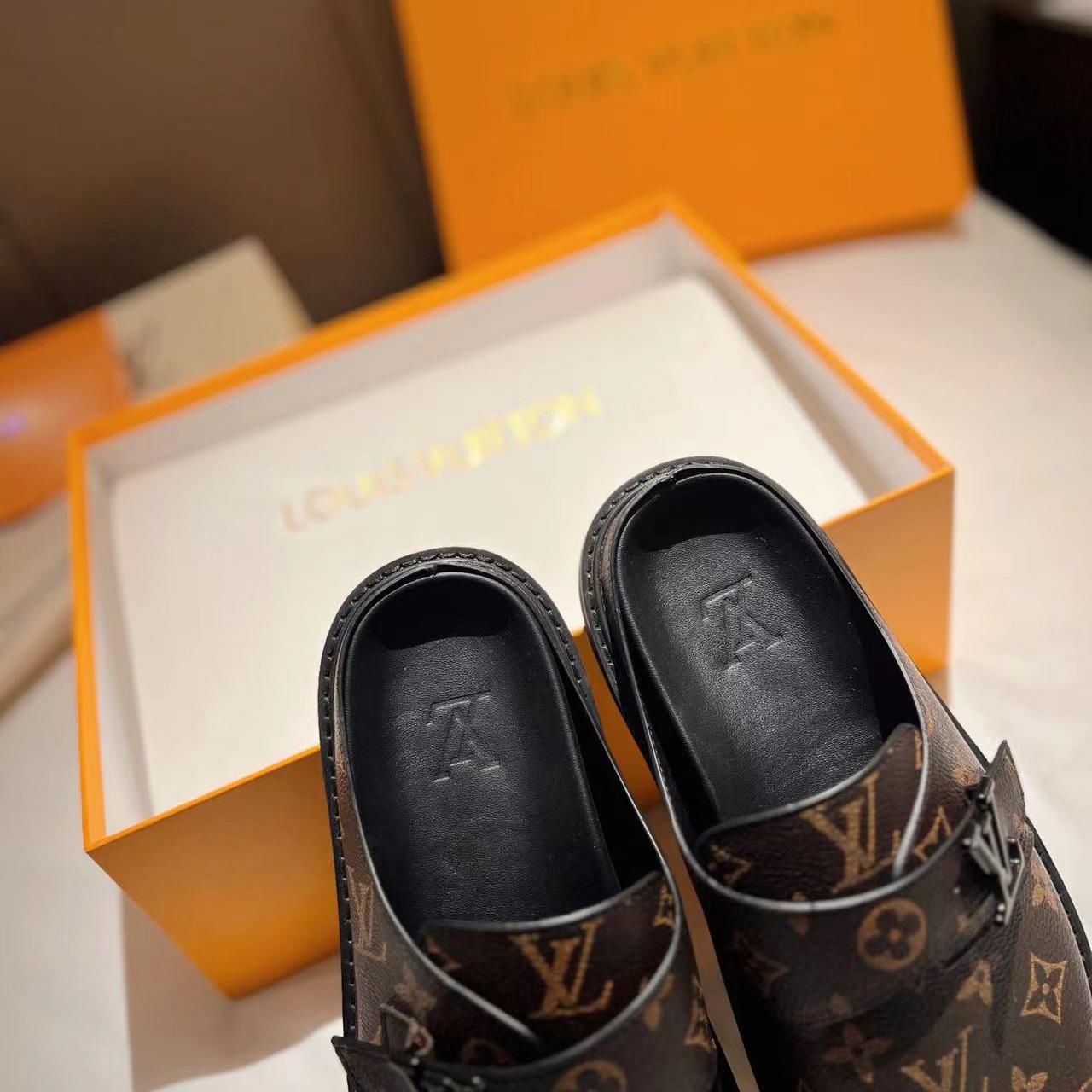 Louis Vuitton LV Easy Mule    1A8WIB - DesignerGu