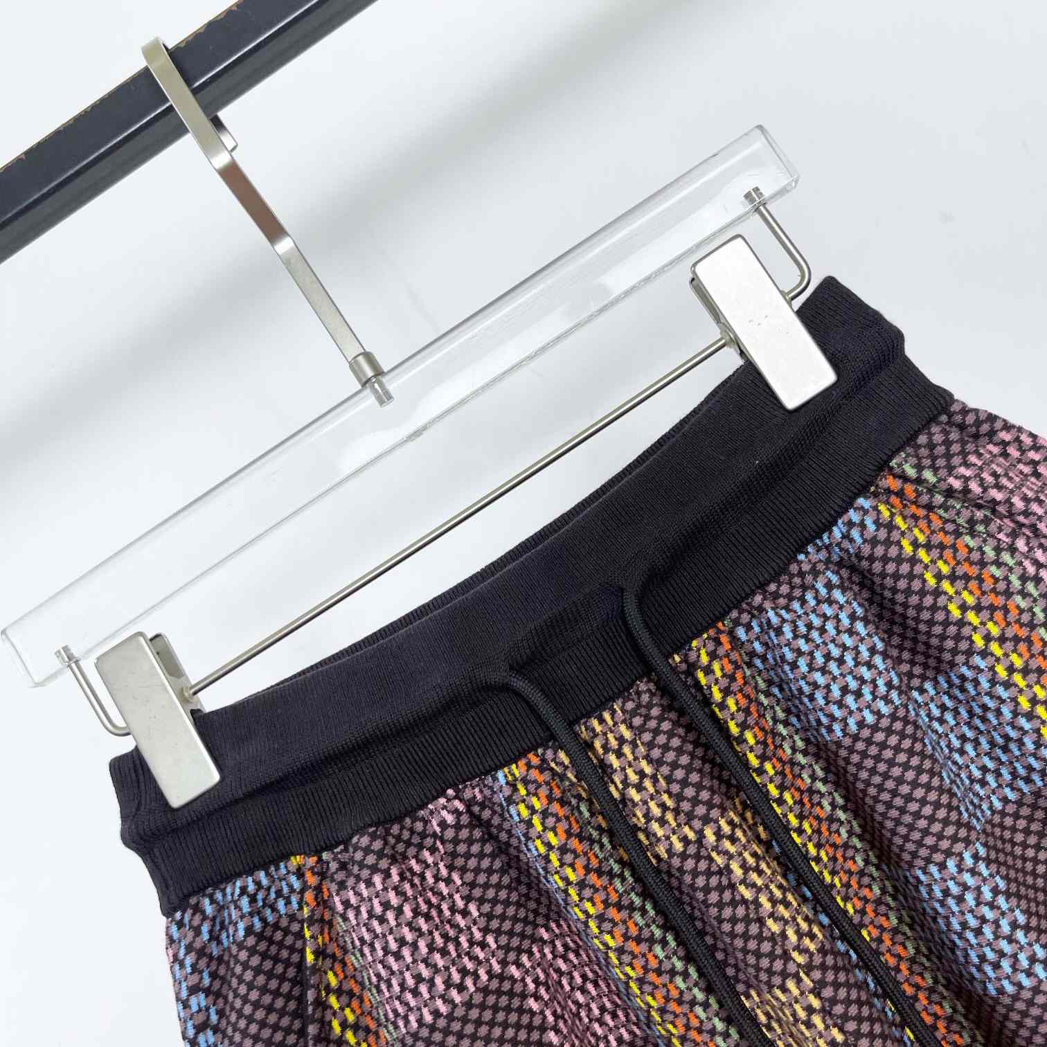 Louis Vuitton Damier Cotton Knit Shorts - DesignerGu