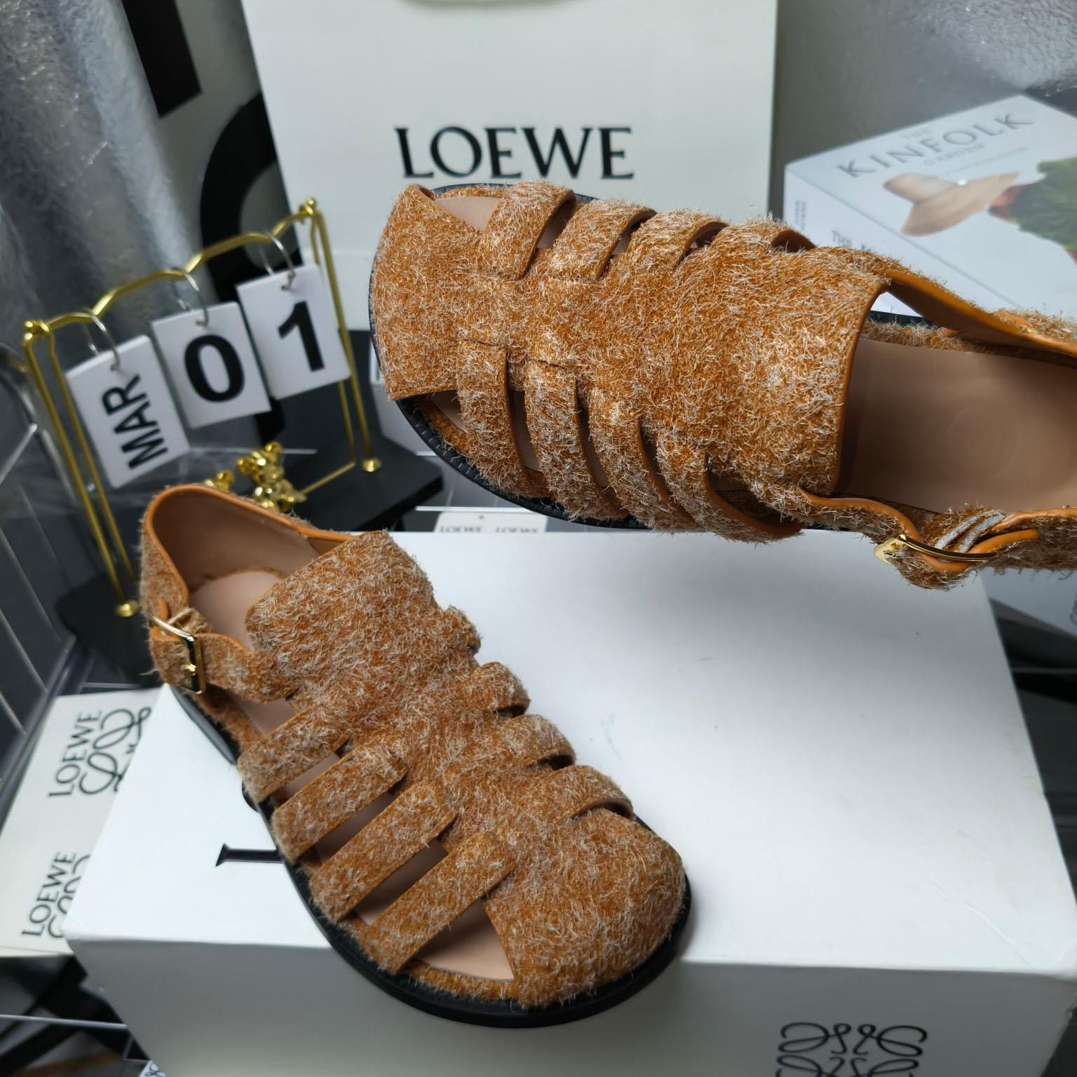 Loewe Campo Sandal In Brushed Suede - DesignerGu