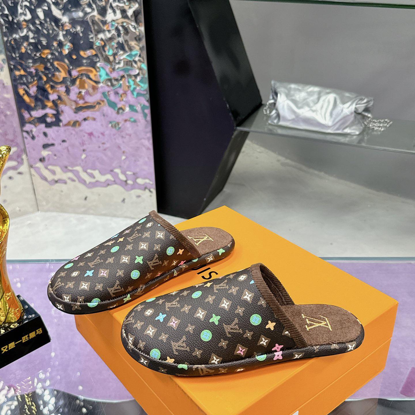 Louis Vuitton LV Palace Slipper    1ACWGF - DesignerGu