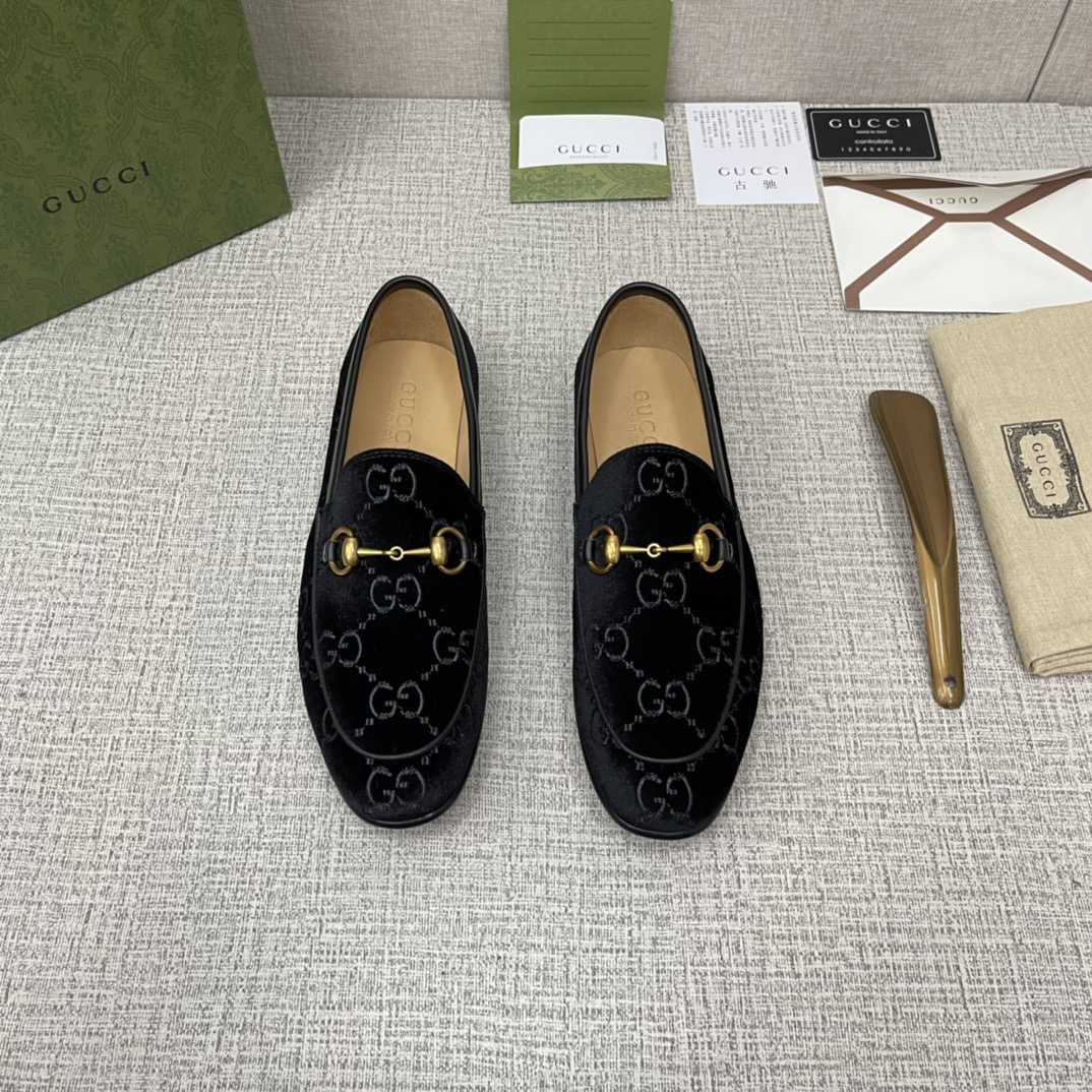 GUCCI Jordaan GG Velvet Loafer - DesignerGu