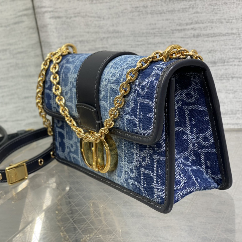 Dior 30 Montaigne East-West Bag With Chain - DesignerGu