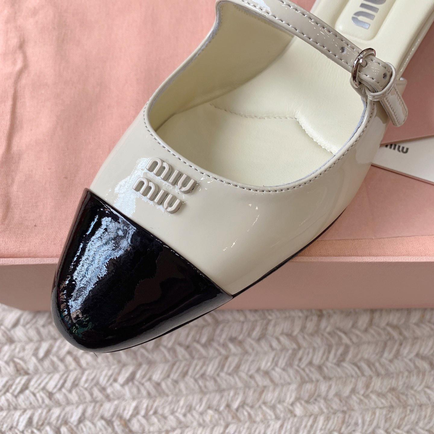 Miu Miu Two-tone Patent Leather Mules - DesignerGu