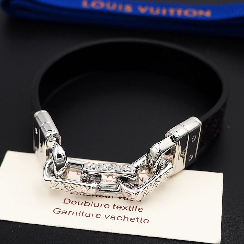 Louis Vuitton LV Links Bracelet   M8405 - DesignerGu