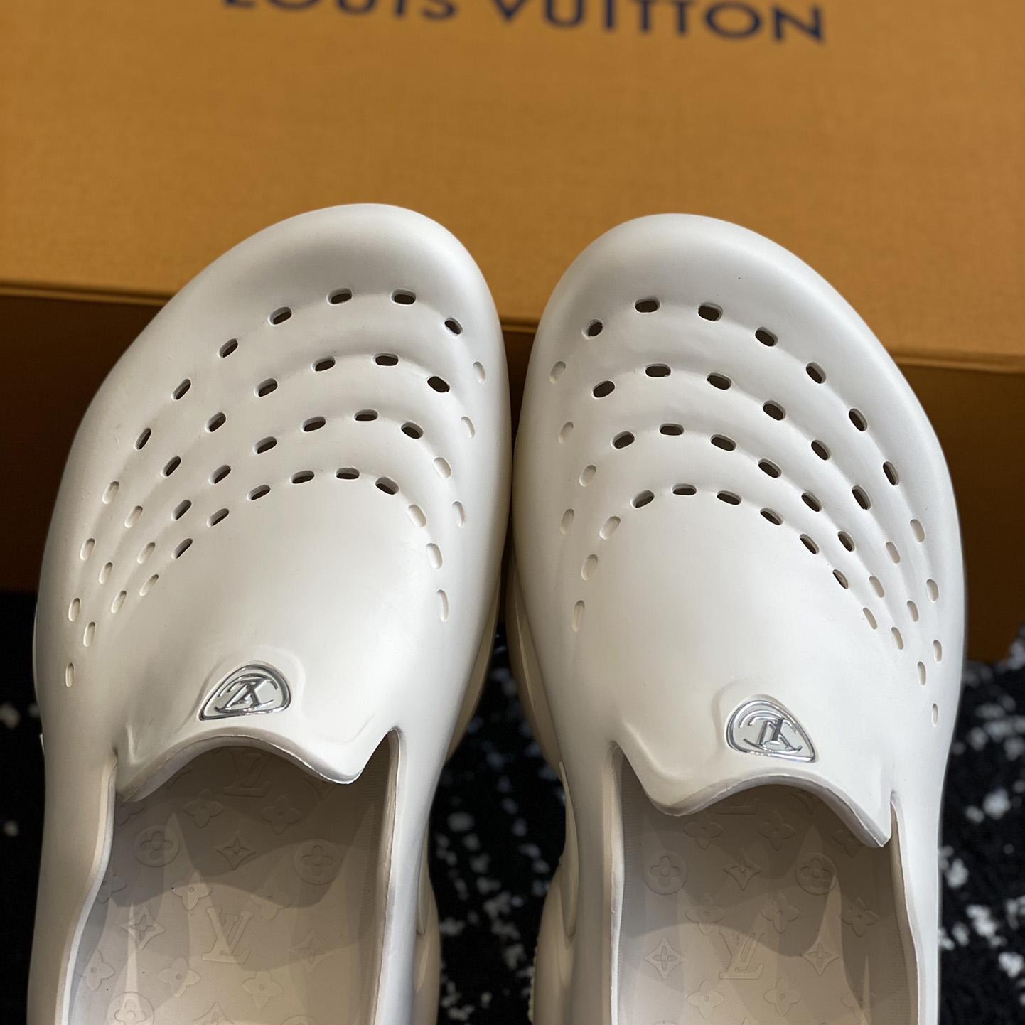 Louis Vuitton LV Shark Clog    - DesignerGu