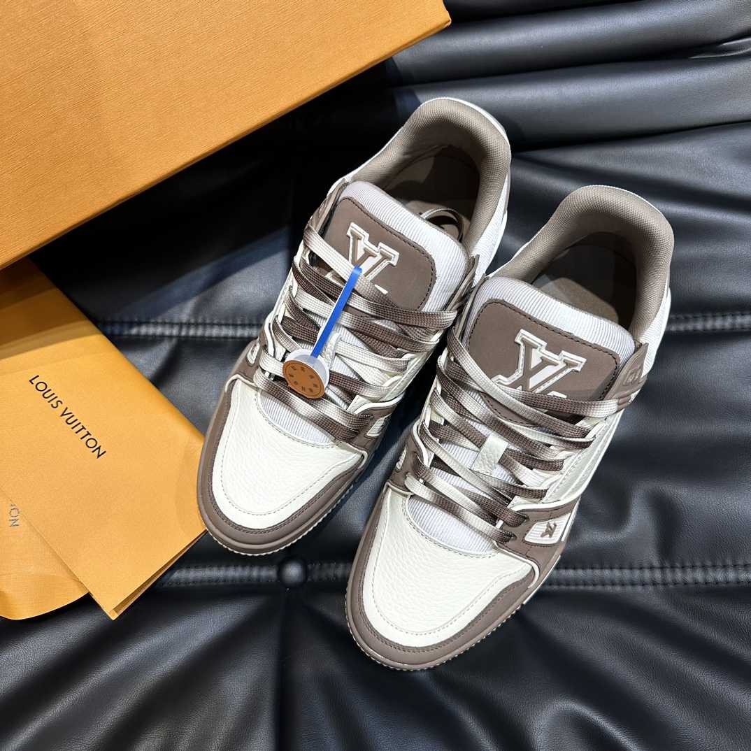 Louis Vuitton LV Trainer Sneaker   1ACWBT - DesignerGu