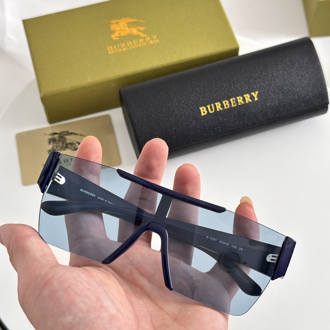 Burberry BE4291 Sunglasses   - DesignerGu