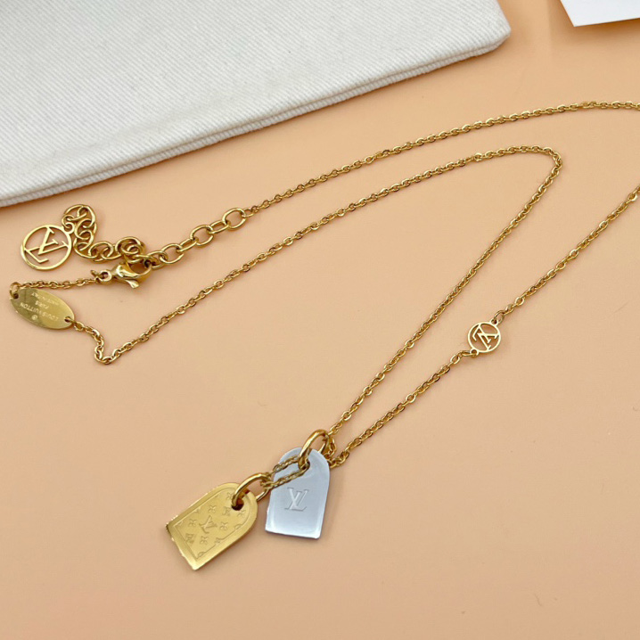 Louis Vuitton Nanogram Necklace   M63141 - DesignerGu