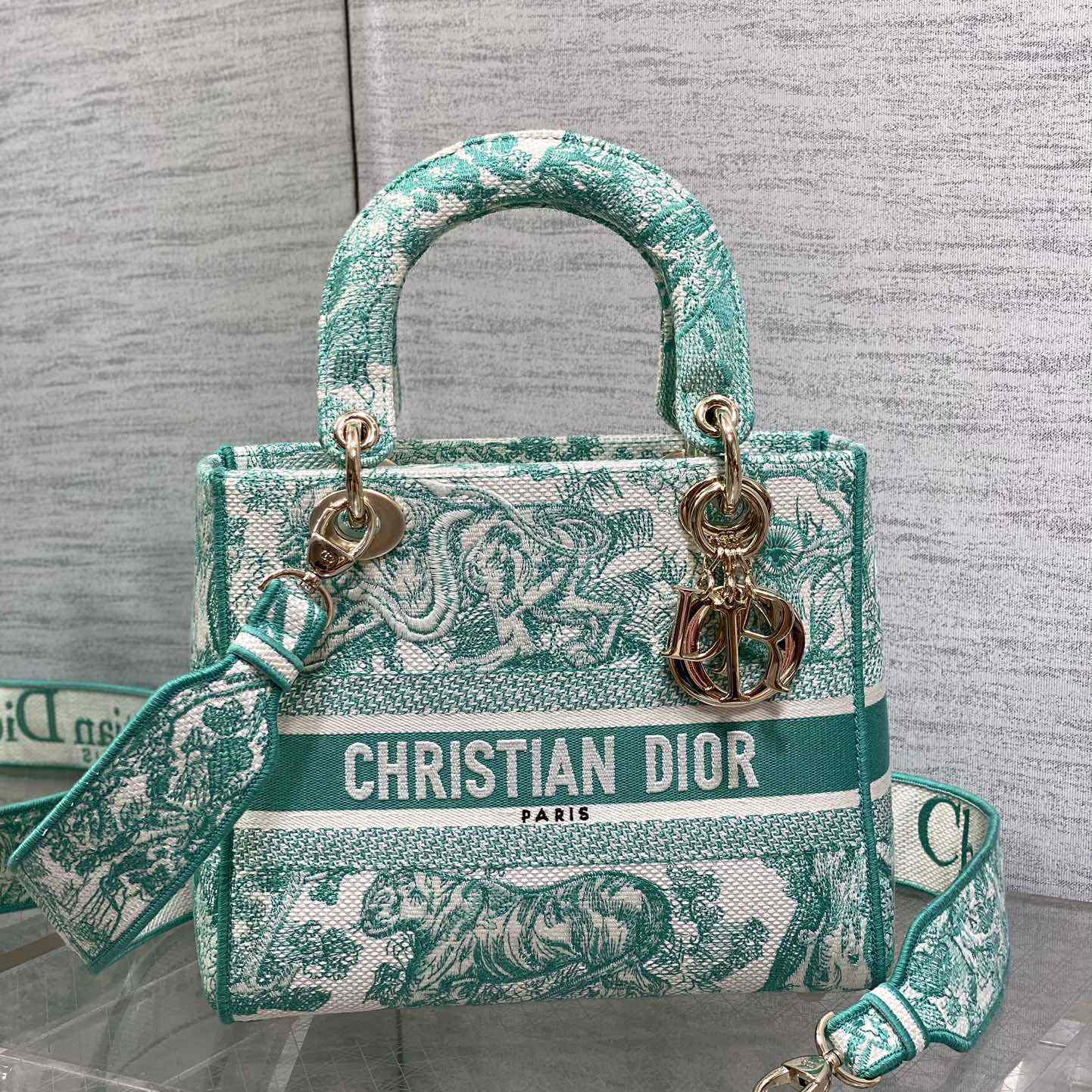 Dior Medium Dioriviera Lady D-Lite Bag - DesignerGu