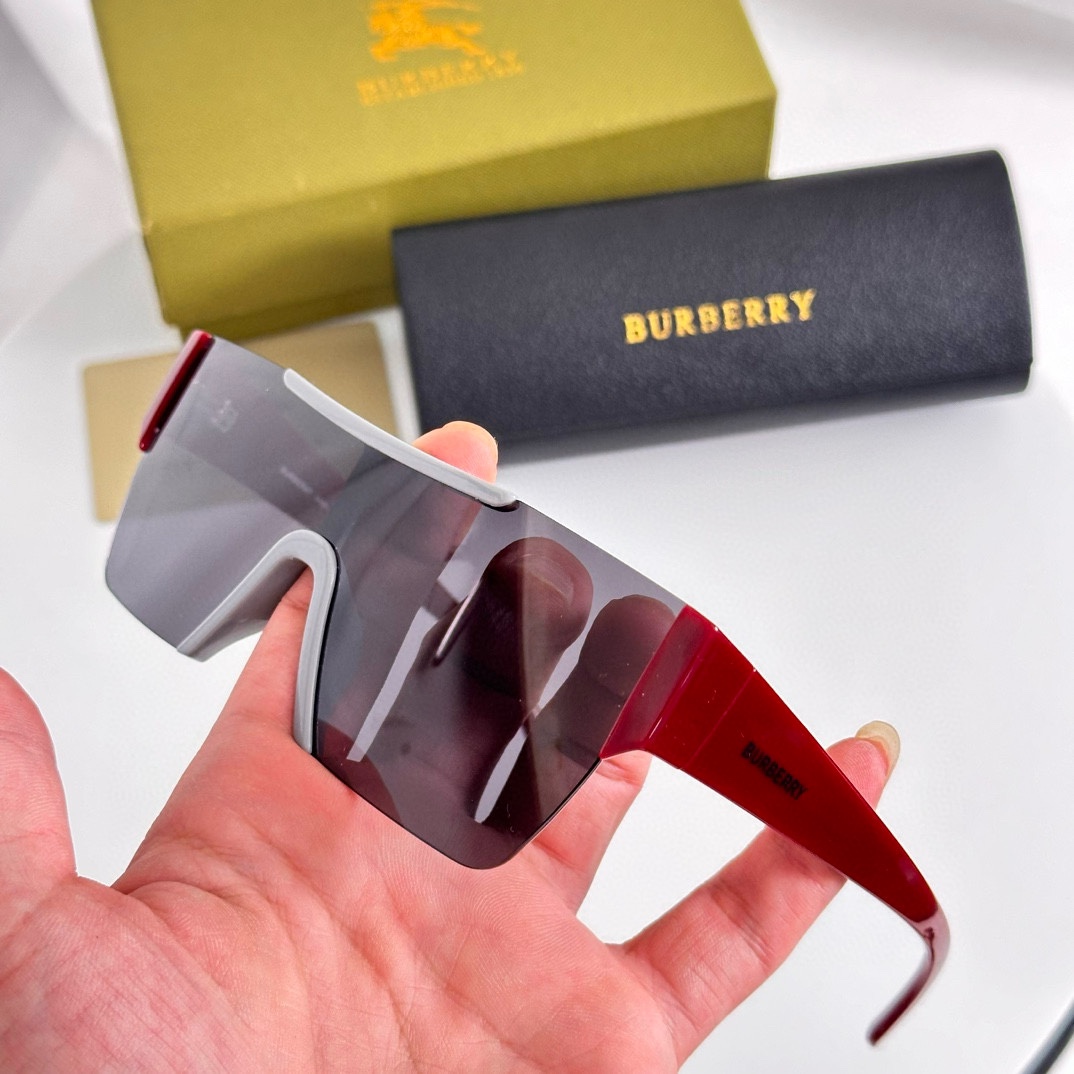 Burberry BE4291 Sunglasses   - DesignerGu