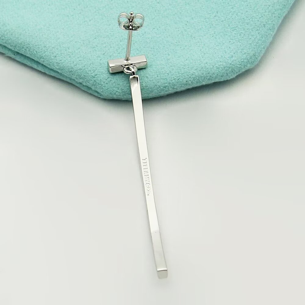 Tiffany & Co. Diamond Bar Earrings - DesignerGu