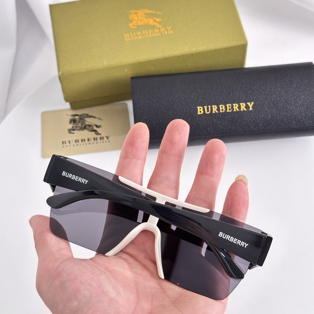 Burberry BE4291 Sunglasses   - DesignerGu