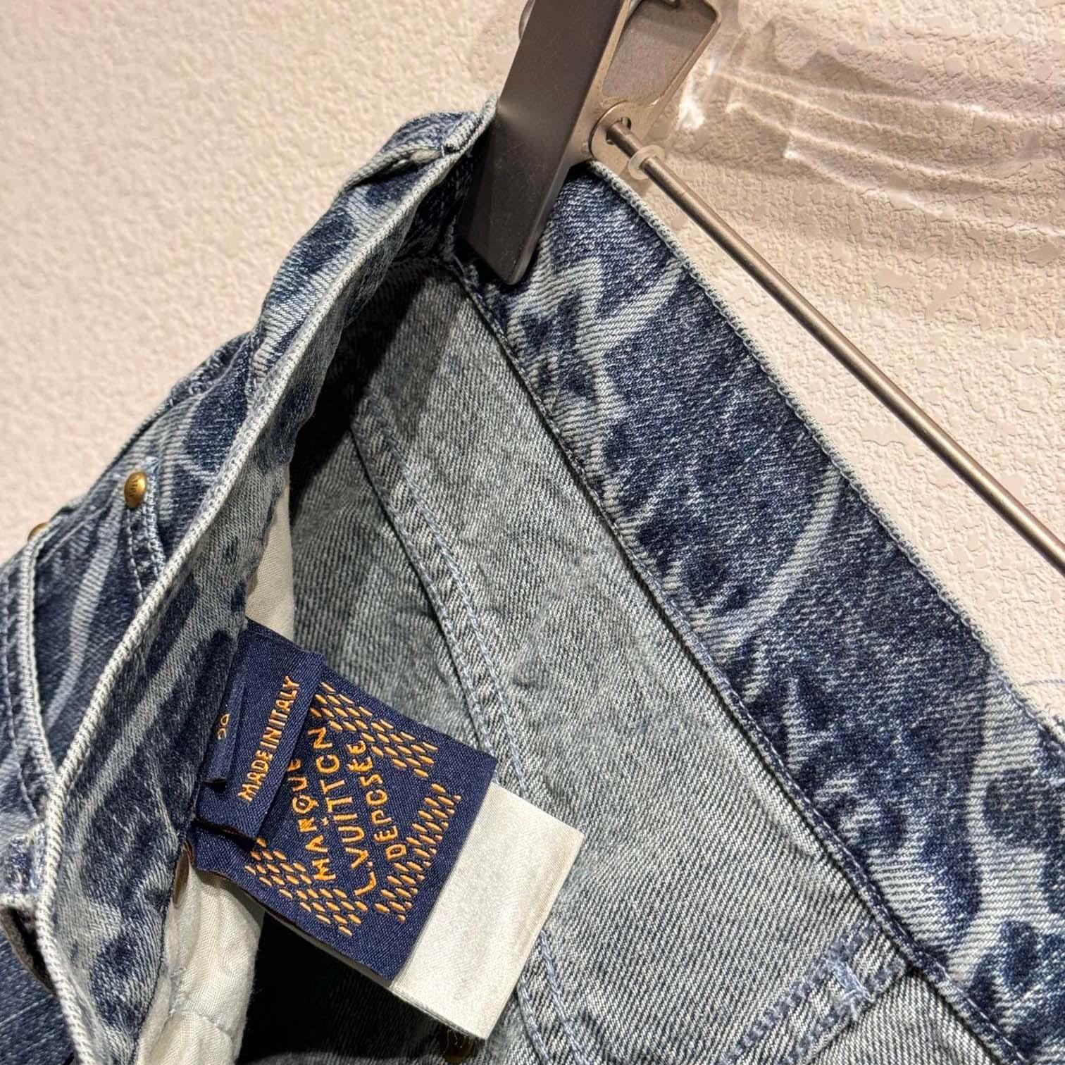 Louis Vuitton Monogram Printed Denim Shorts - DesignerGu