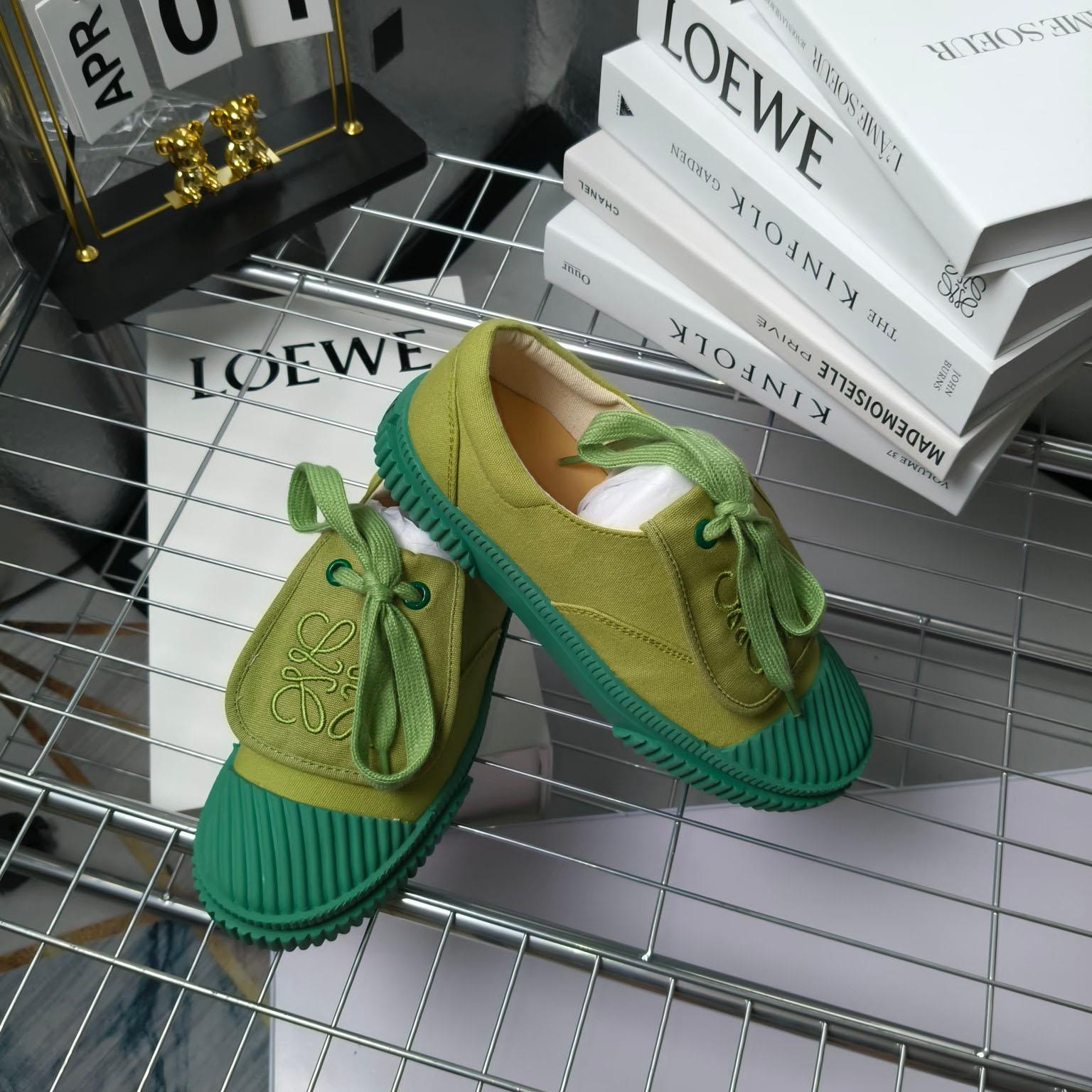 Loewe x Paula’s Ibiza Denim Flap Sneakers - DesignerGu