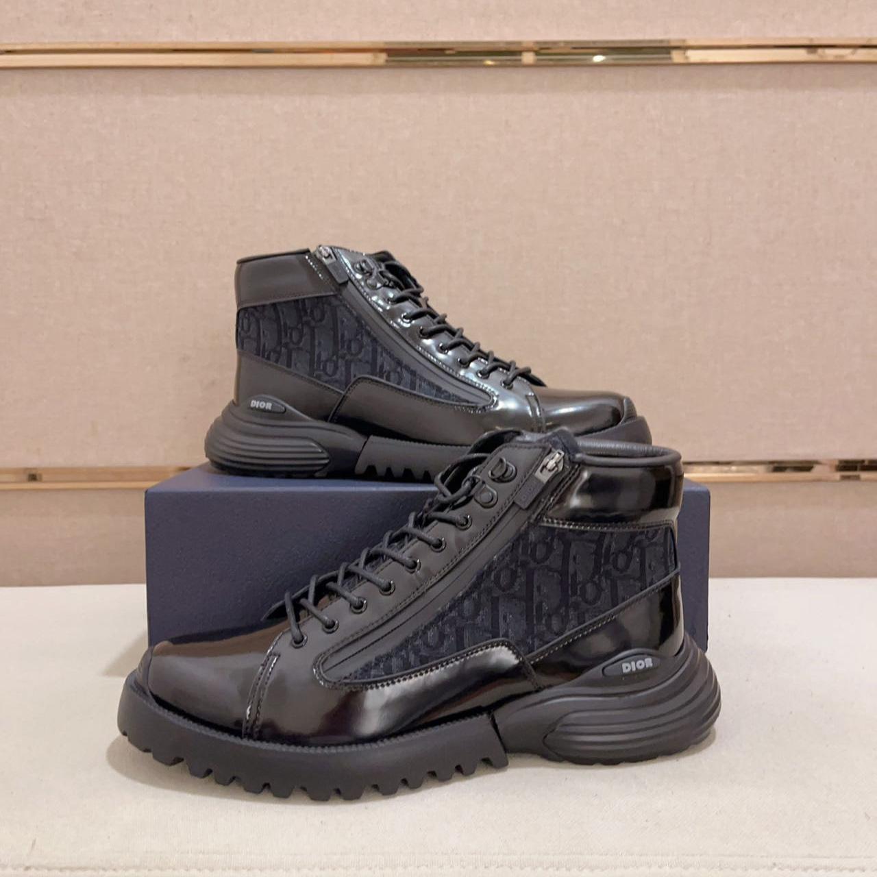 Dior Combat Ankle Boot - DesignerGu