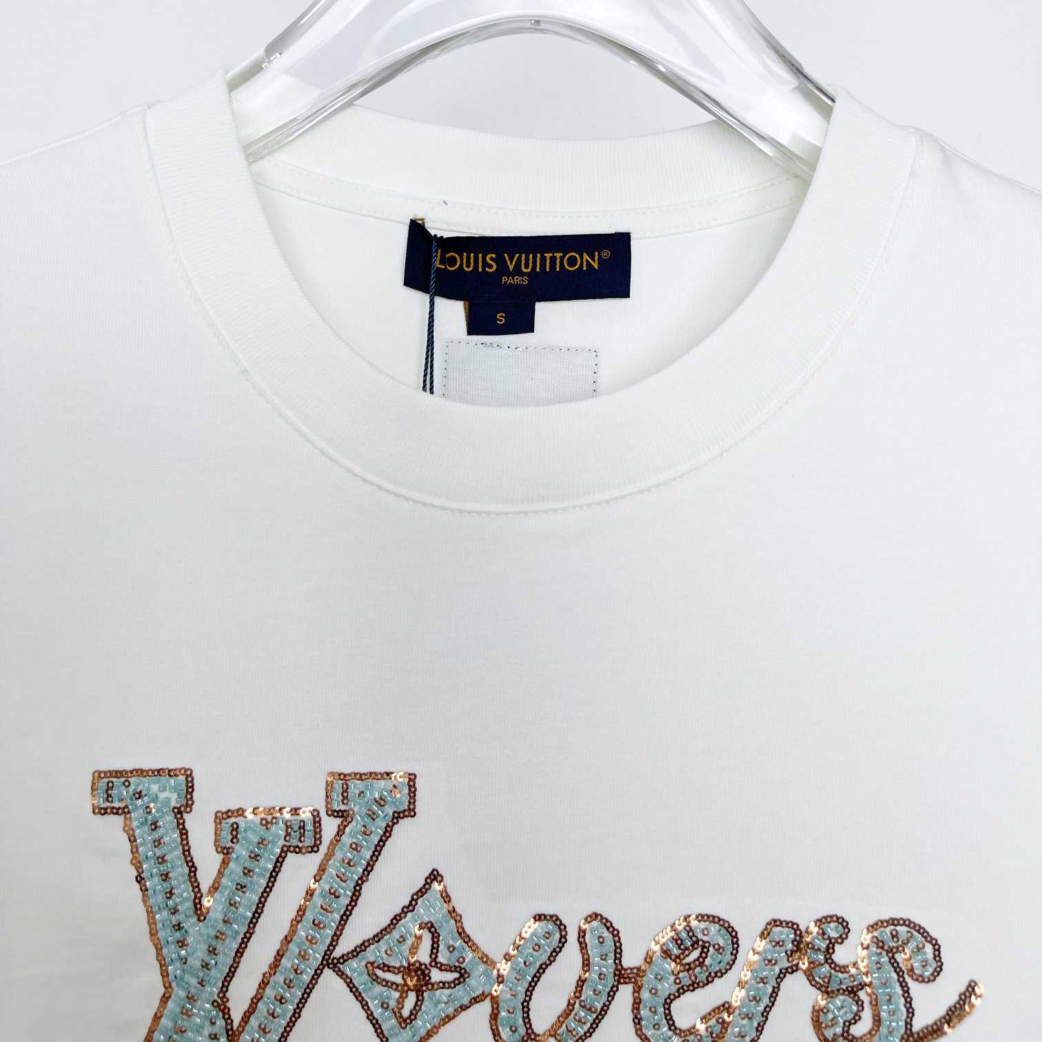 Louis Vuitton Embroidered Short-Sleeved T-Shirt  1AFRA0 - DesignerGu