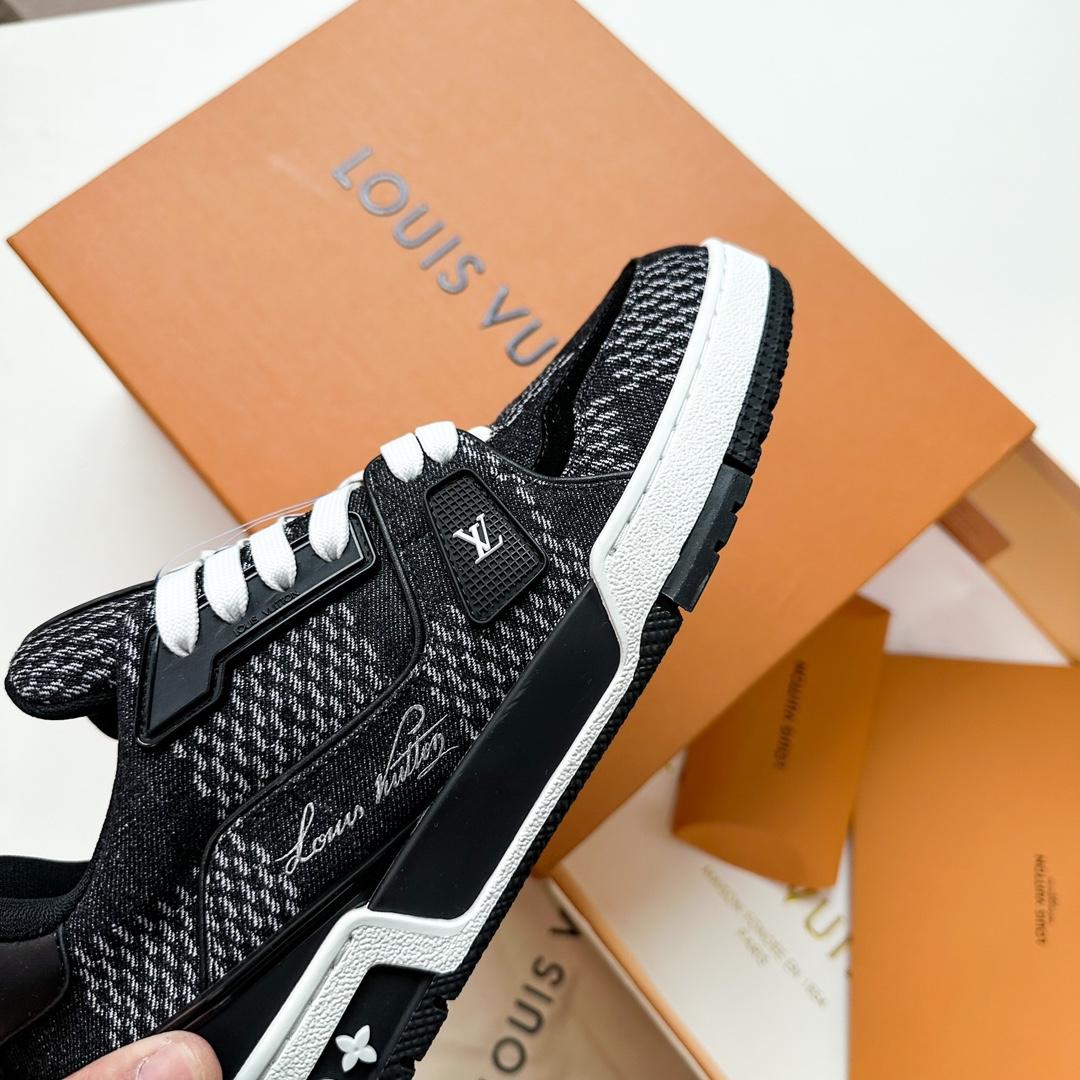 Louis Vuitton LV Trainer Sneaker  1AD6DZ - DesignerGu