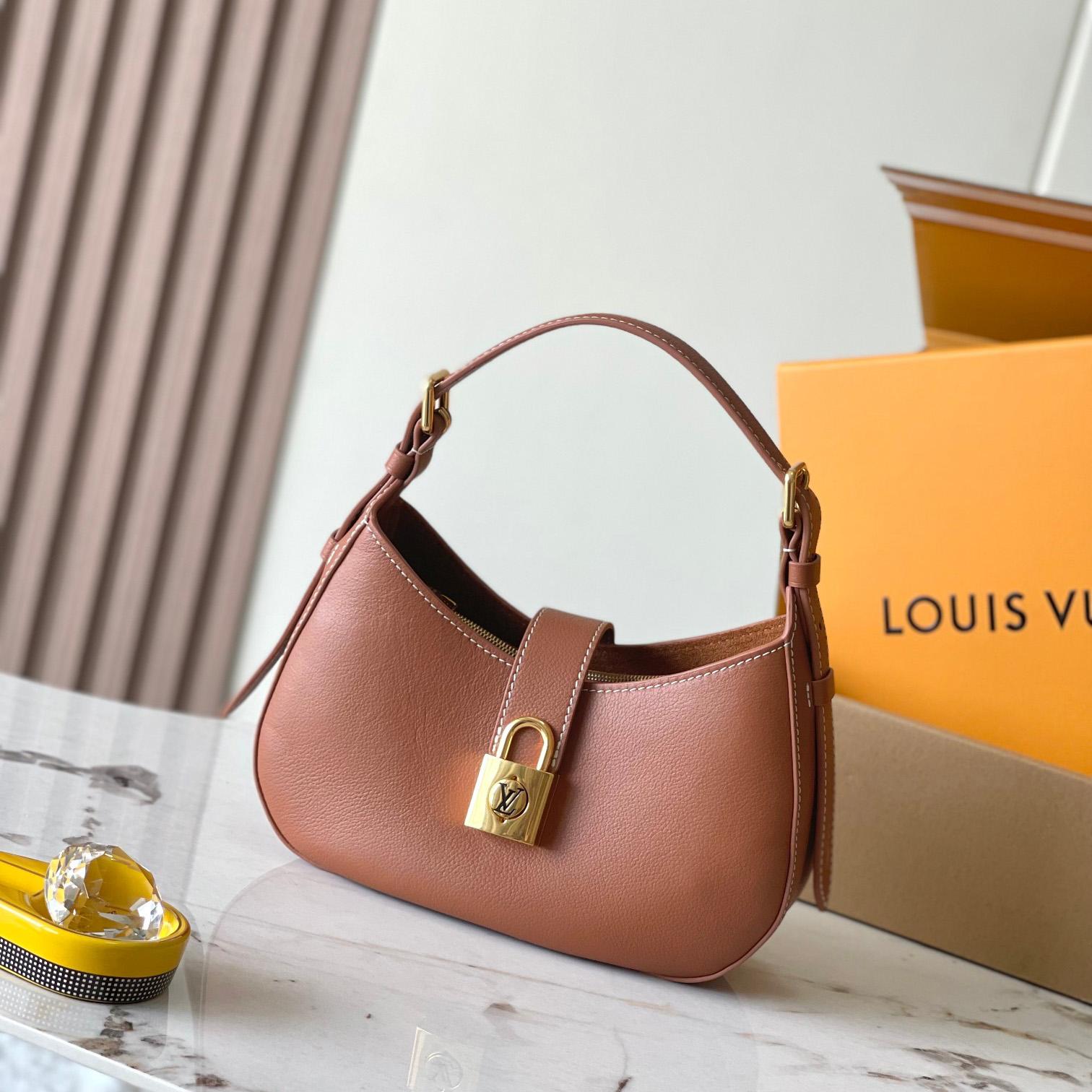 Louis Vuitton Low Key Shoulder Bag   M24885 - DesignerGu