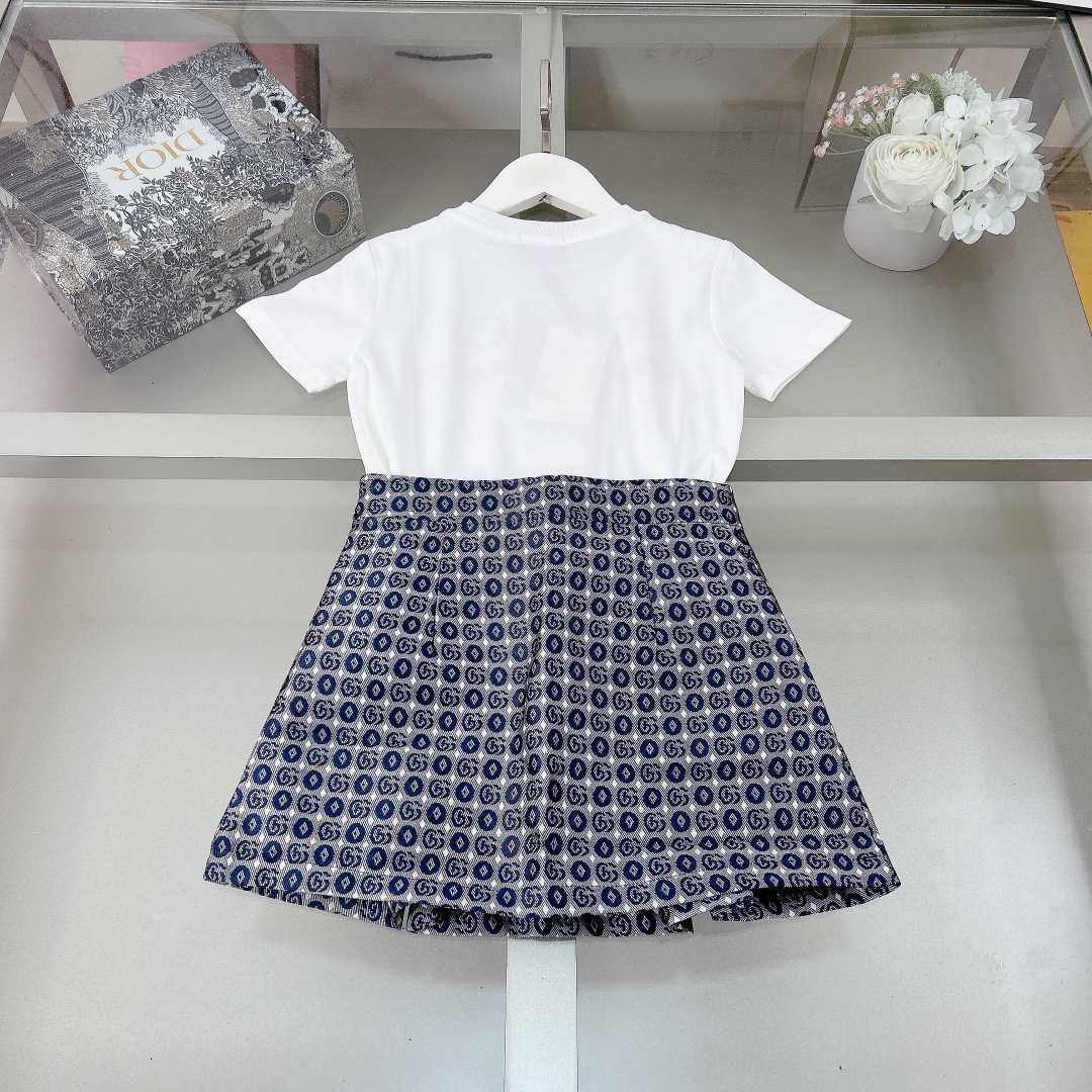 Gucci Kid's Tee & Skirt - DesignerGu