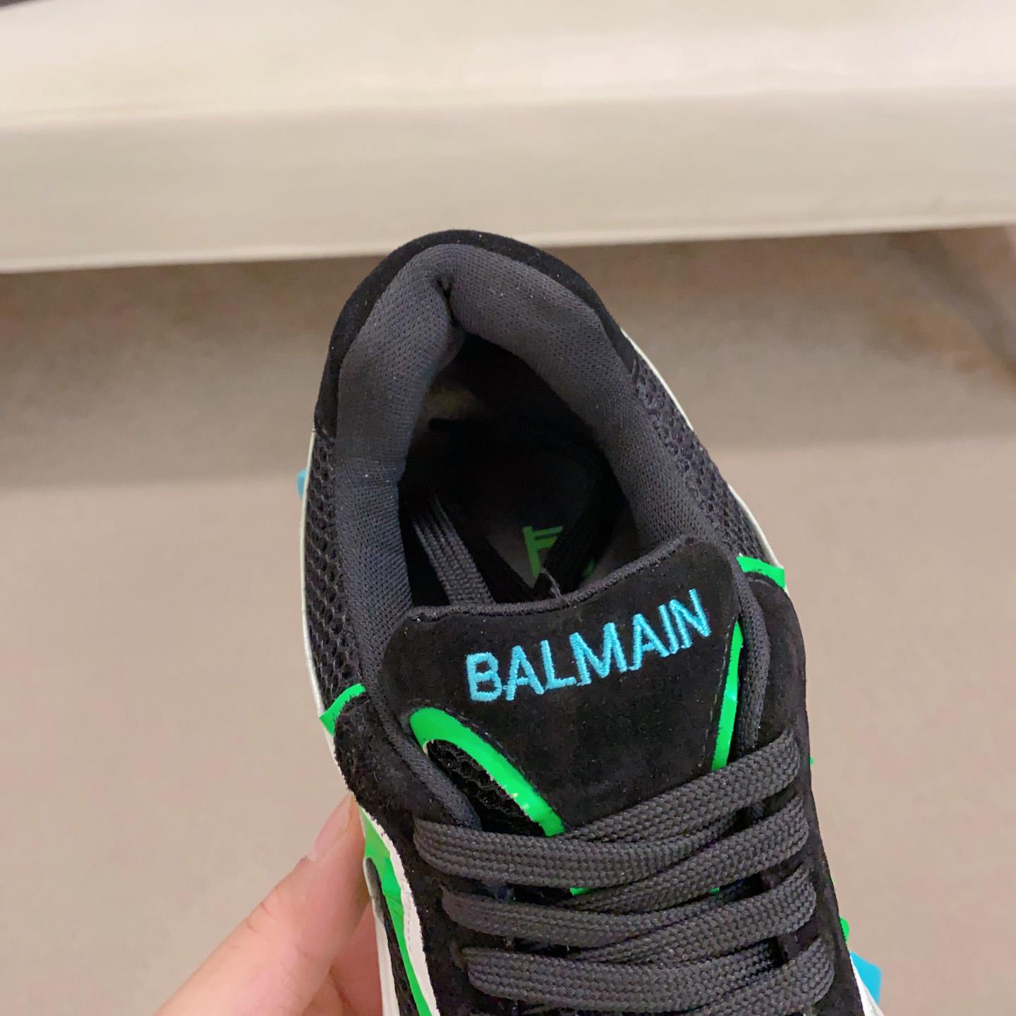 Balmain B-East Sneakers - DesignerGu