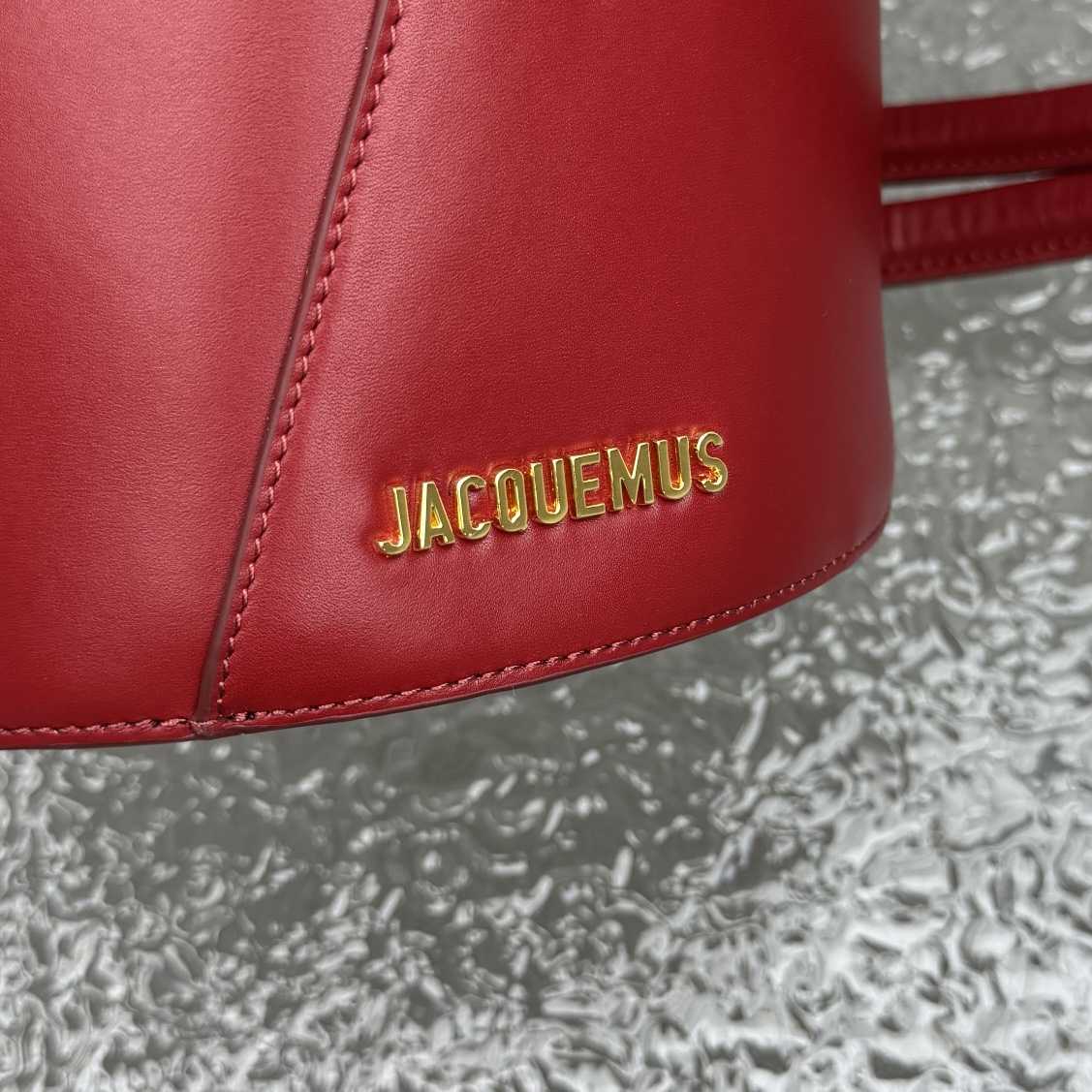 Jacquemus Le petit Tourni Mini Knotted Bucket Bag - DesignerGu