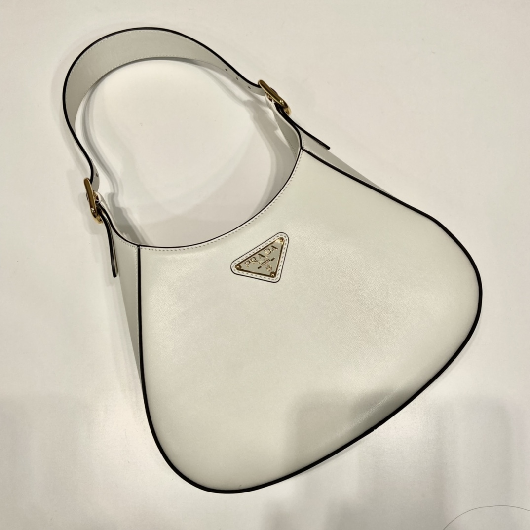 Prada Leather Shoulder Bag（27x19x5cm） - DesignerGu