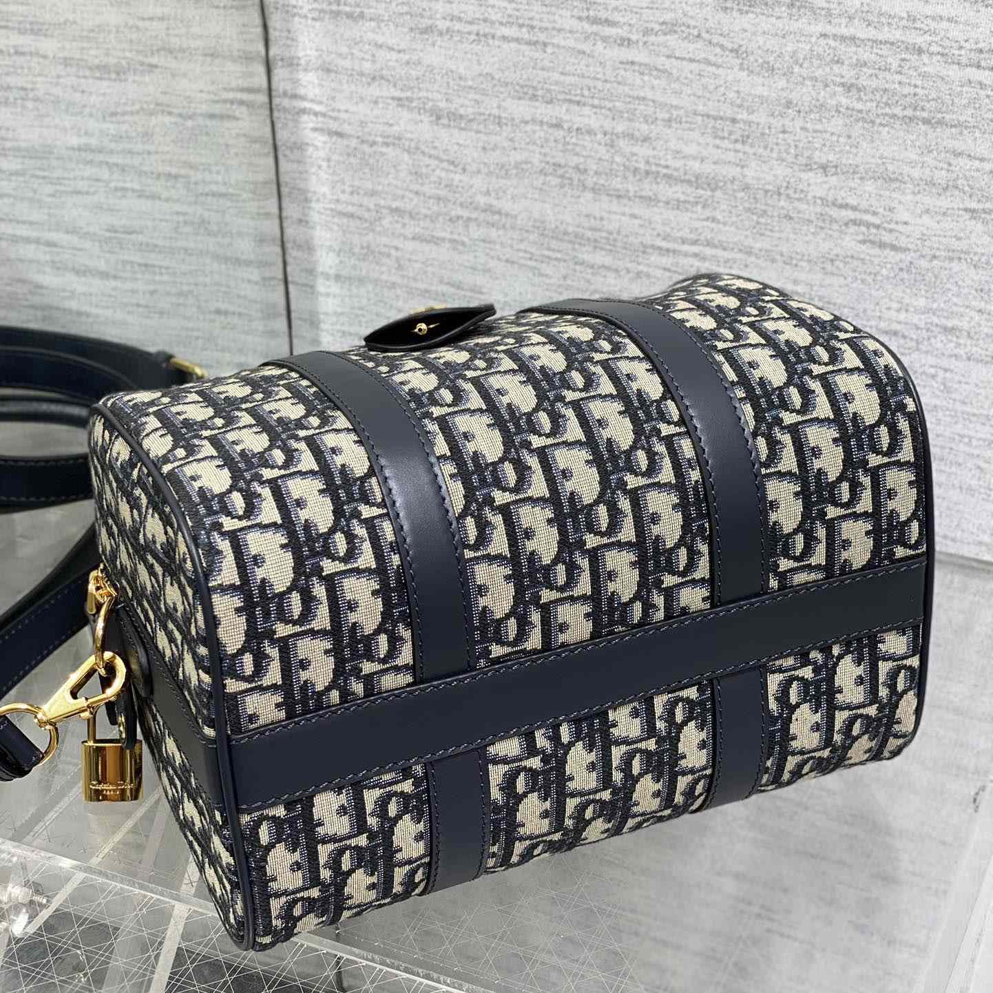 Dior Groove 25 Bag - DesignerGu