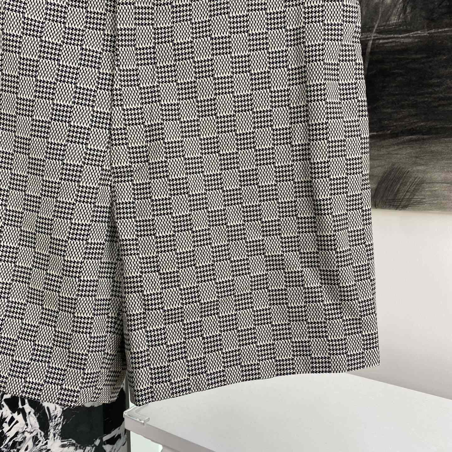 Louis Vuitton Damier Hounds Tooth Slim Wool Shorts - DesignerGu